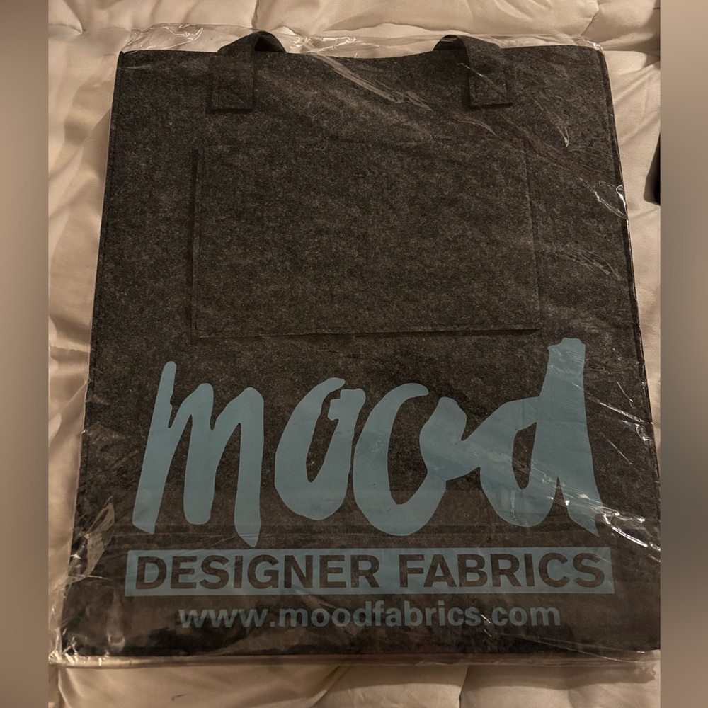 Mood Tote